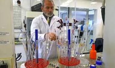 El laboratorio marplatense, único fabricante de Thimerosal en el mundo, mantiene con éxito el abastecimiento a más de cien países. 