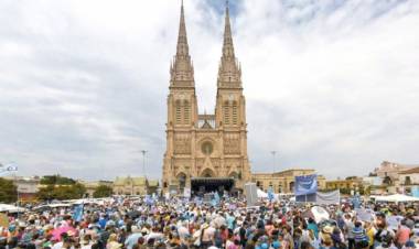 Feliz aniversario Lujan.
