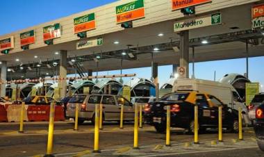 Autopista Buenos Aires-La Plata: evadir un peaje puede costar hasta $684.300