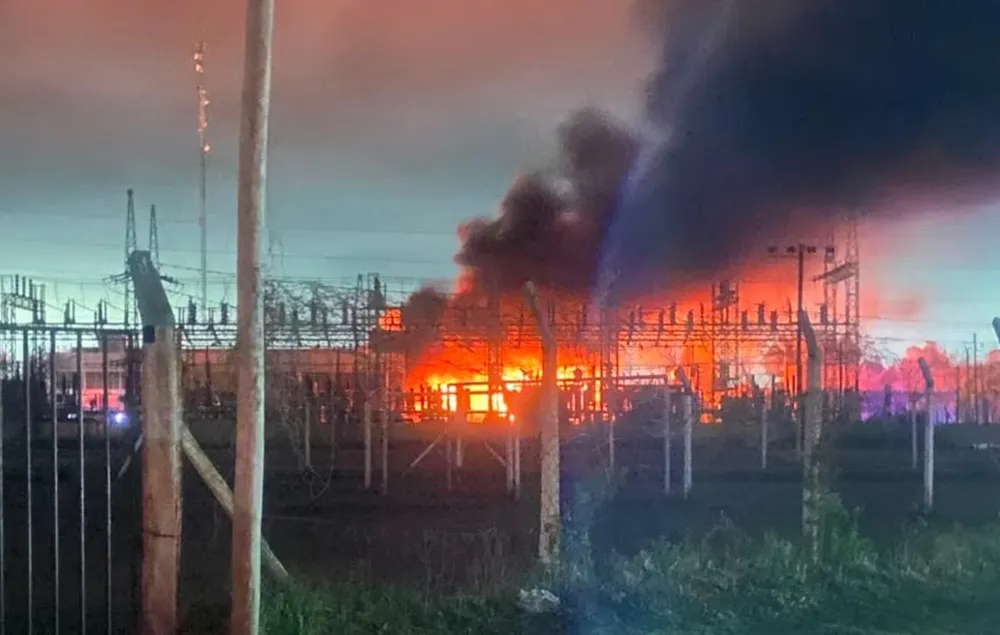 Apagón en La Plata: el incendio de una central eléctrica dejó miles de vecinos sin luz