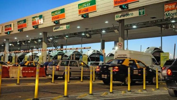 Autopista Buenos Aires-La Plata: evadir un peaje puede costar hasta $684.300