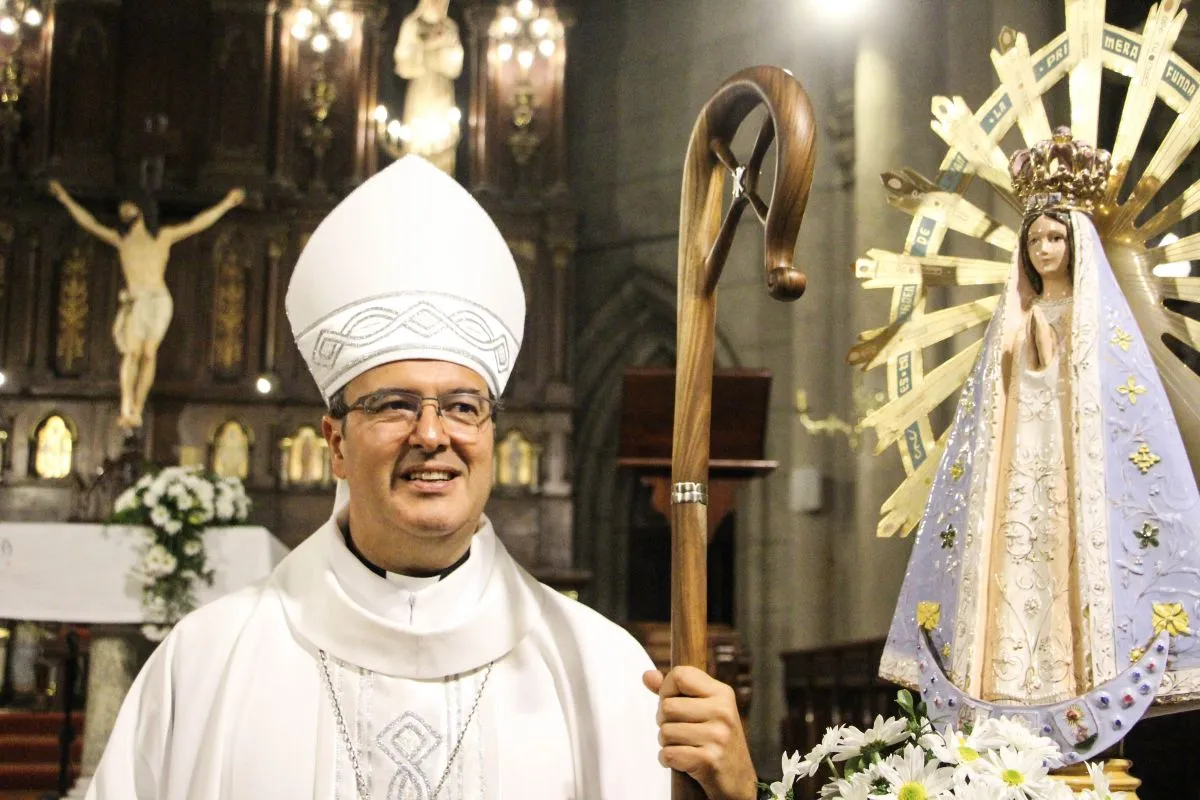 Sorpresiva renuncia del arzobispo de La Plata Gabriel Mestre